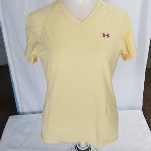 Womens medium Under Armour v-neck t-shirt